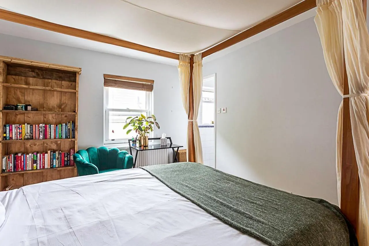 Holiday home Quirky Spacious House In The Heart Of Hackney London
